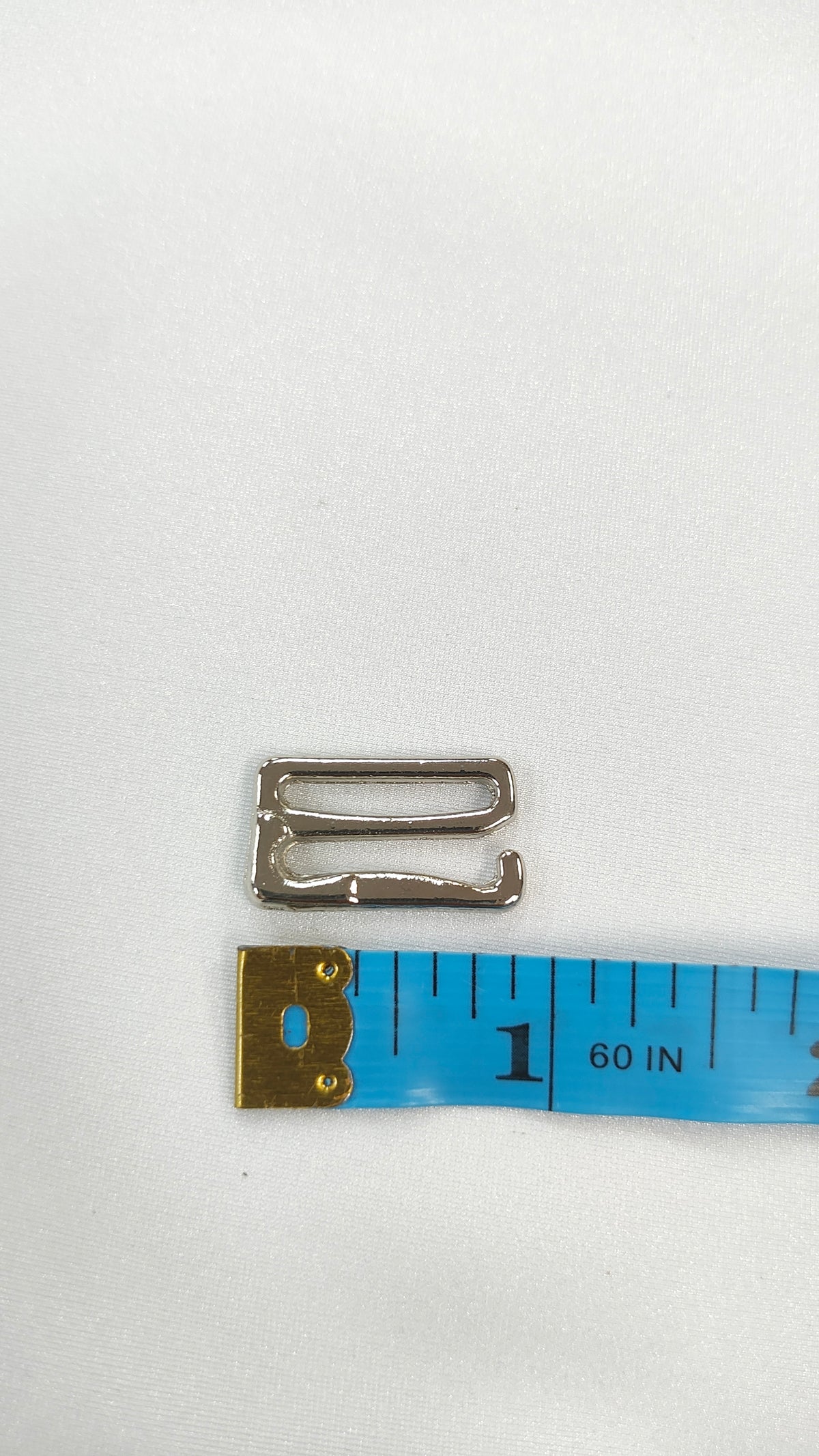 Zeta plateada 17mm (por docena)