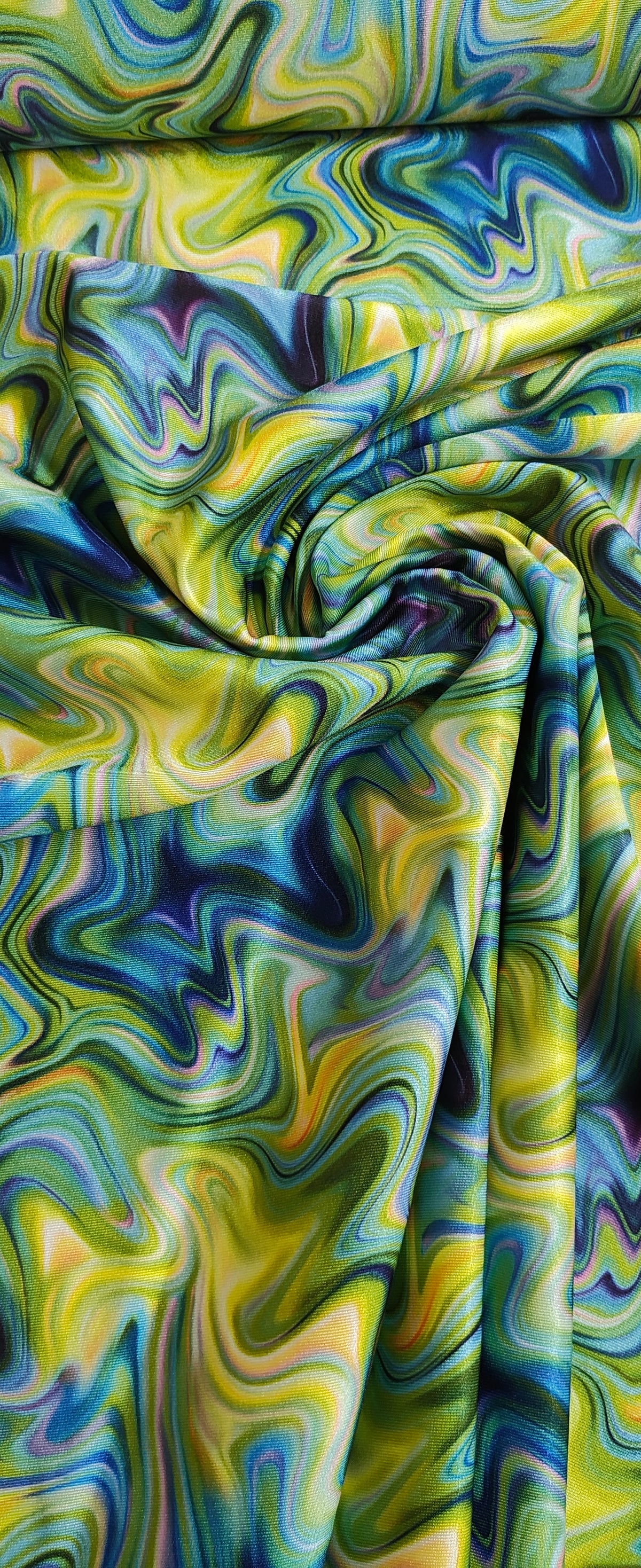 Retro groovy green