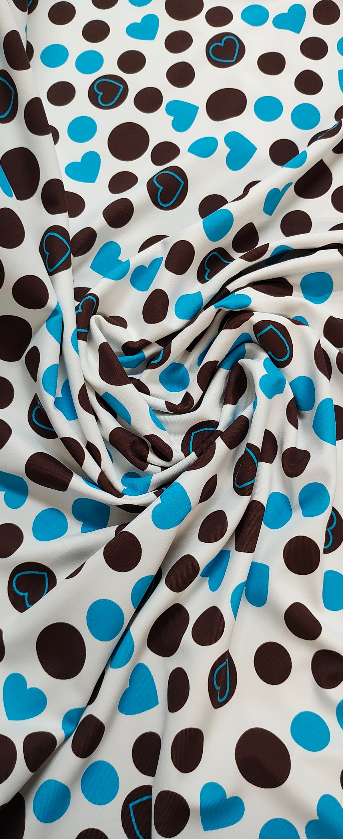 Polka dots blue hearts