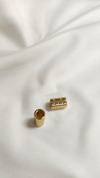 Tapa nudo dorado cilindro (docena)