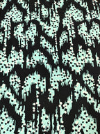Jersey estampado negro y verde menta