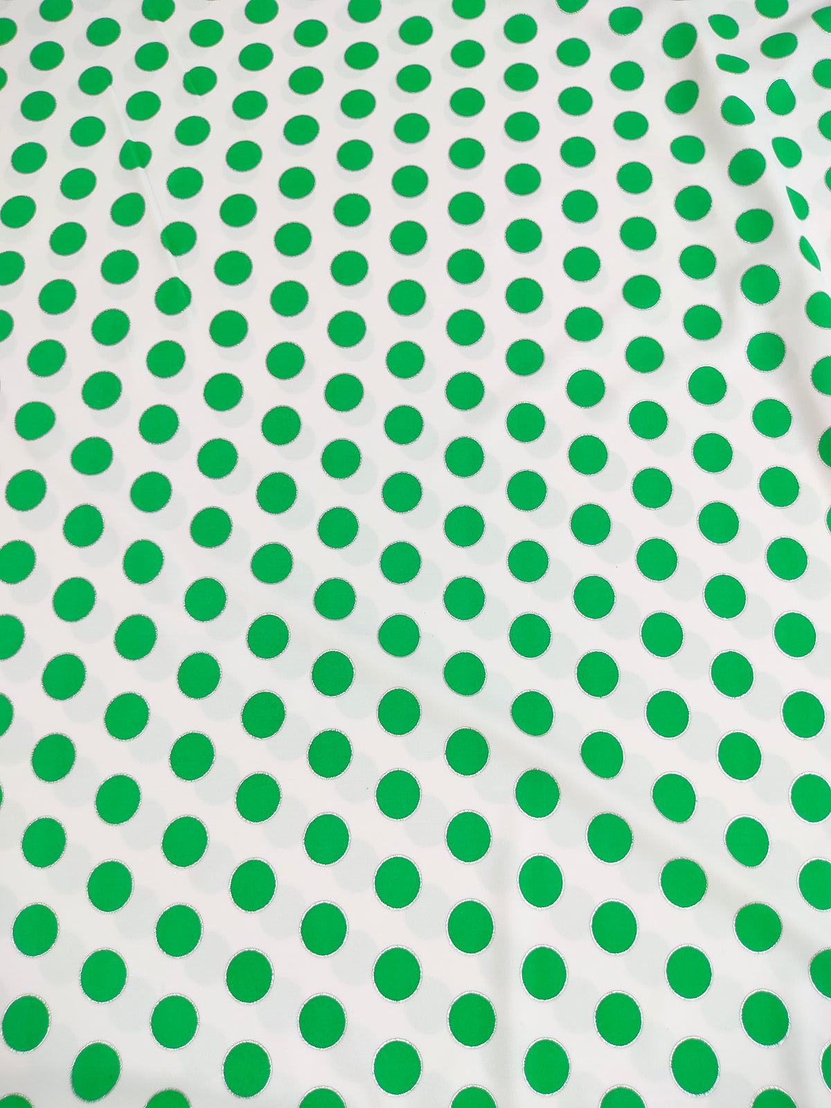 Polka dots blanco y verde