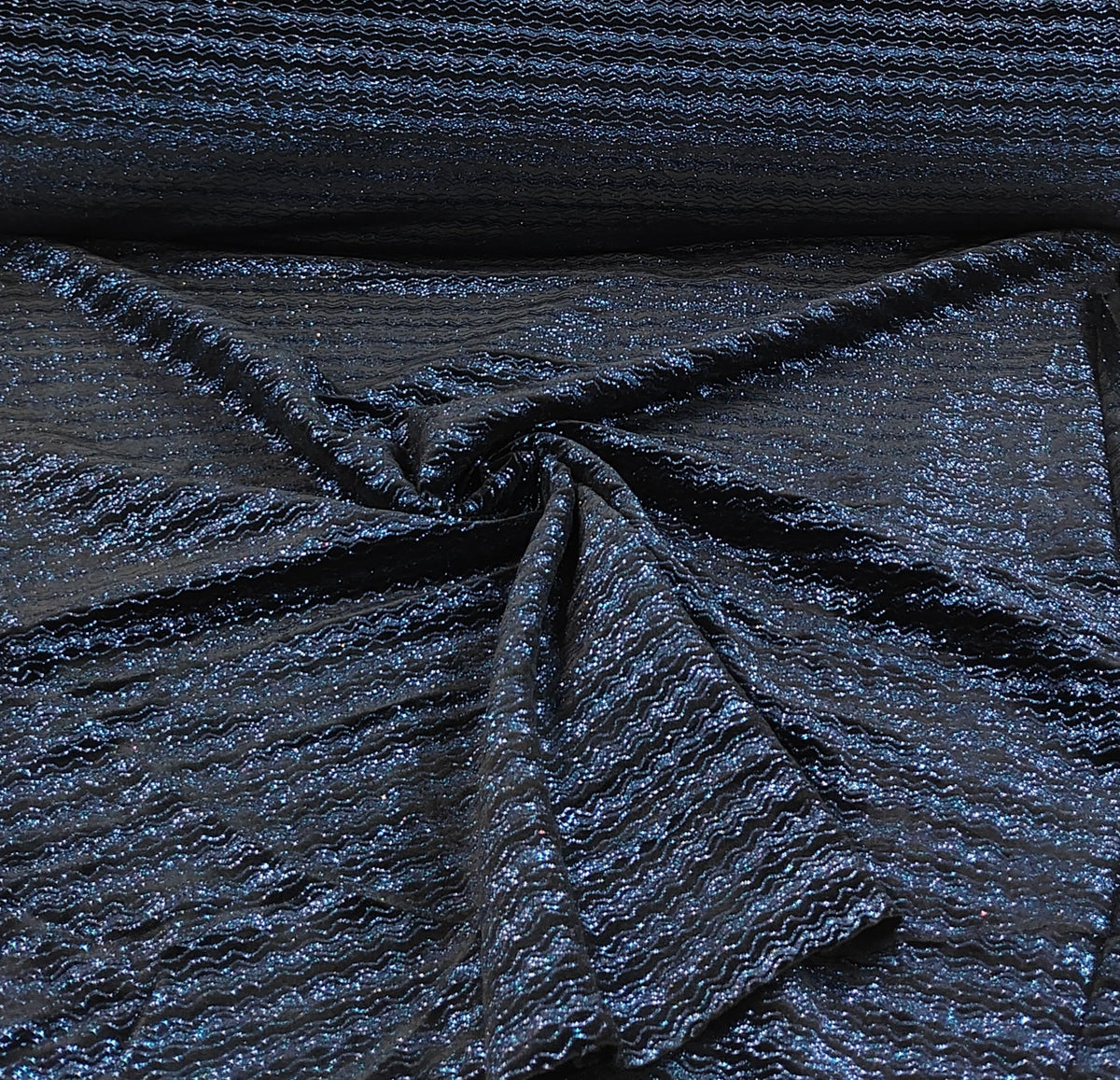 Velvet negro con escarcha azul