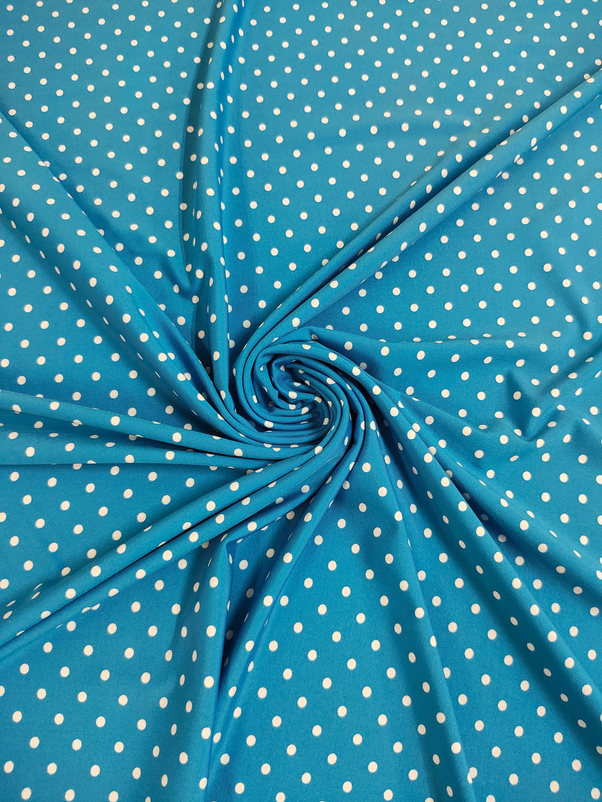 Polka dots azul y blanco