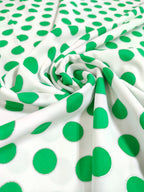 Polka dots blanco y verde
