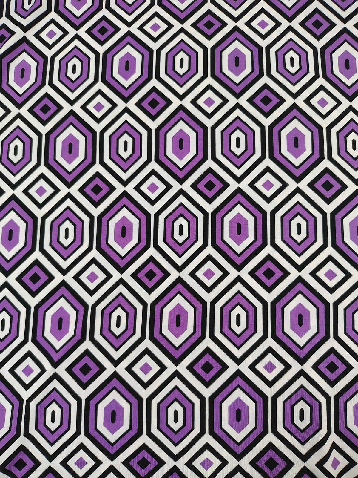 Jersey estampado violeta, negro y blanco