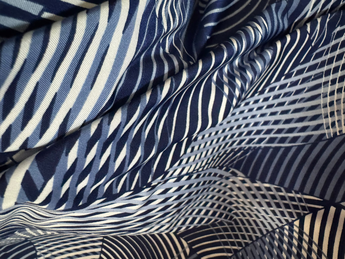 Jersey Wavy Stripes